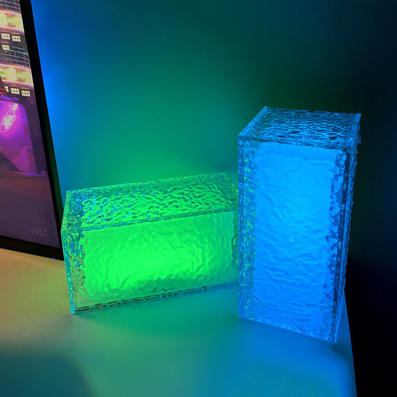 FrostGlow RGB LED Tischlampe | Acryl Eiswürfel Design | Dekoratives Stimmungslicht | Wiederaufladbar