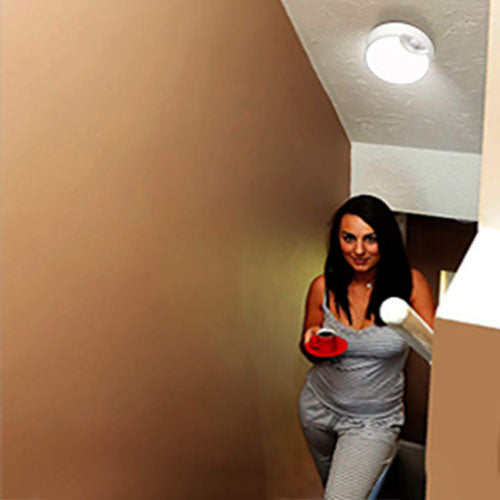 SenseLux Runde LED Deckenleuchte | Bewegungssensor | Weißes Licht | Batteriebetrieben & Wiederaufladbar