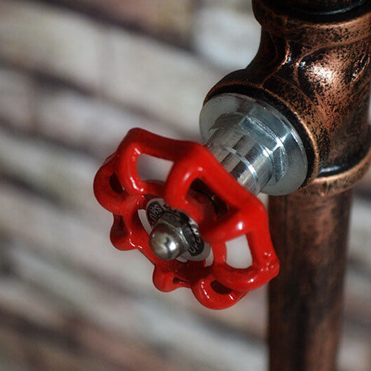 PipeLuxe Steampunk Stehlampe | Industrial Design | Kupfer Wasserrohr | 2-Licht Vintage Leuchte