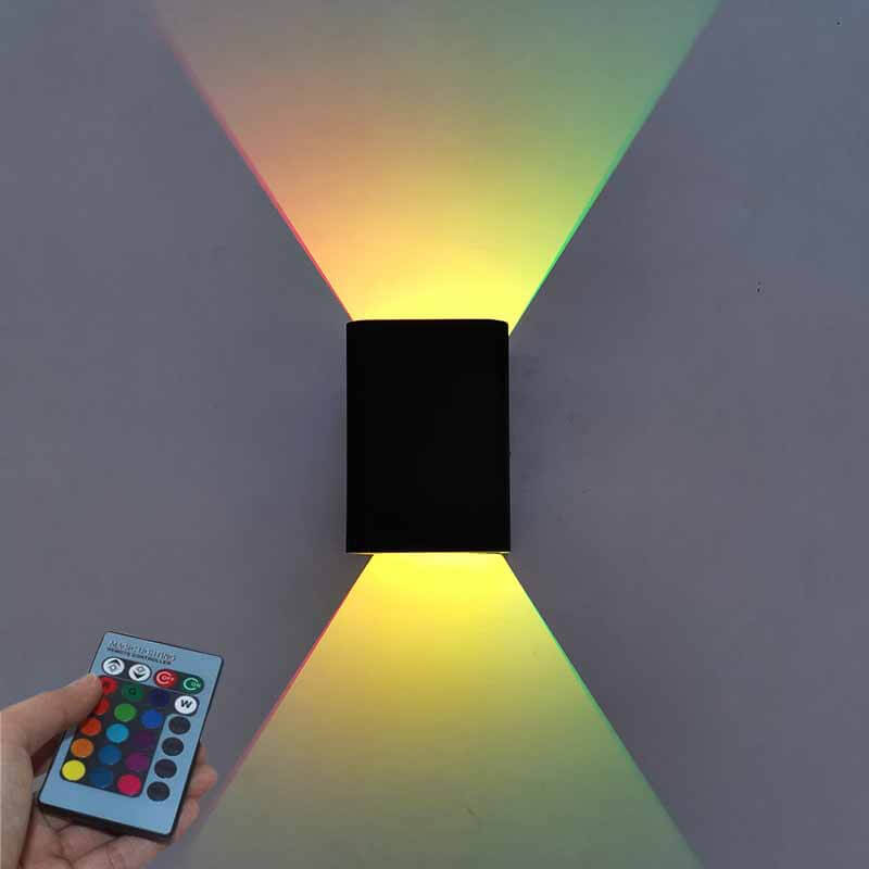 GlowSquare Moderne Aluminium LED Wandleuchte | RGB & Weißlicht | Quadratisches Design | Stimmungslicht