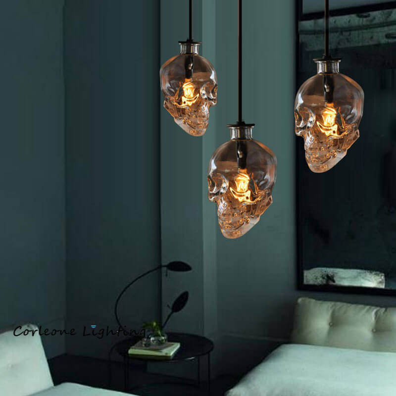 LunaVortex Skull Glas Kronleuchter | 3-Licht Design | Stilvolle Beleuchtung | Einzigartige Dekoration für Esszimmer & Wohnzimmer
