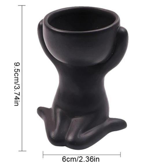 MiniMensch Keramik Sukkulenten Pflanztopf | Verspielte Figur Deko | Handgefertigter Pflanzentopf für Zuhause