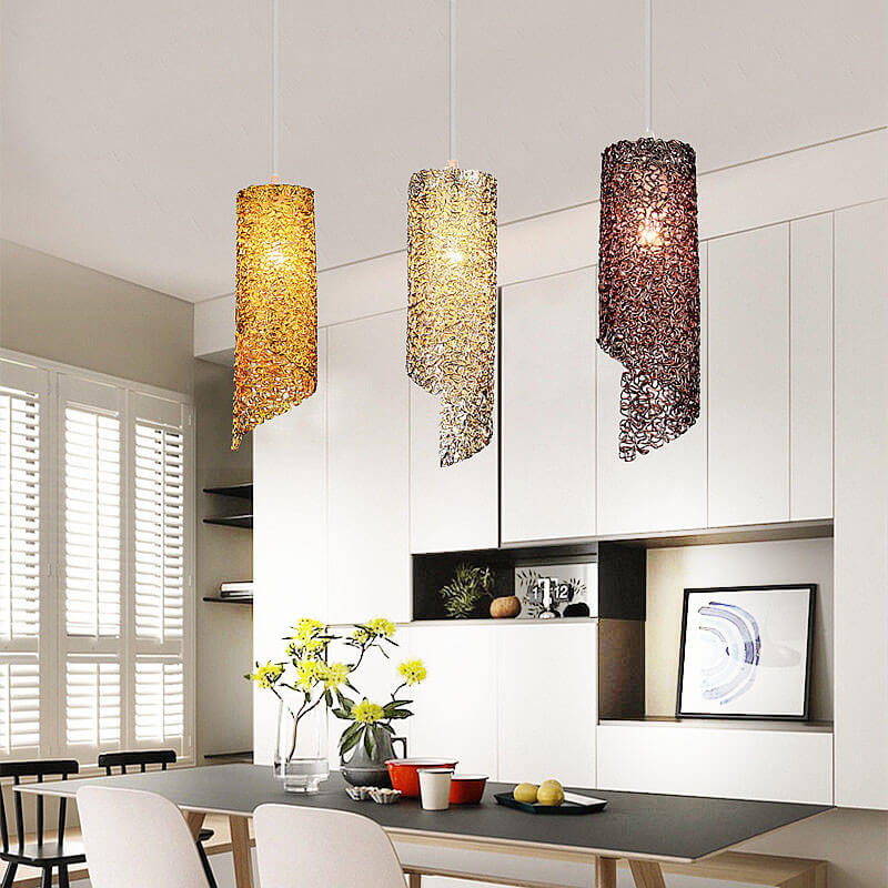 WireAura – Moderne Aluminiumspirale LED Pendelleuchte | Farbenfrohes Zylinderdesign | Elegantes Ambiente