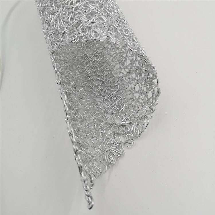 WireAura – Moderne Aluminiumspirale LED Pendelleuchte | Farbenfrohes Zylinderdesign | Elegantes Ambiente