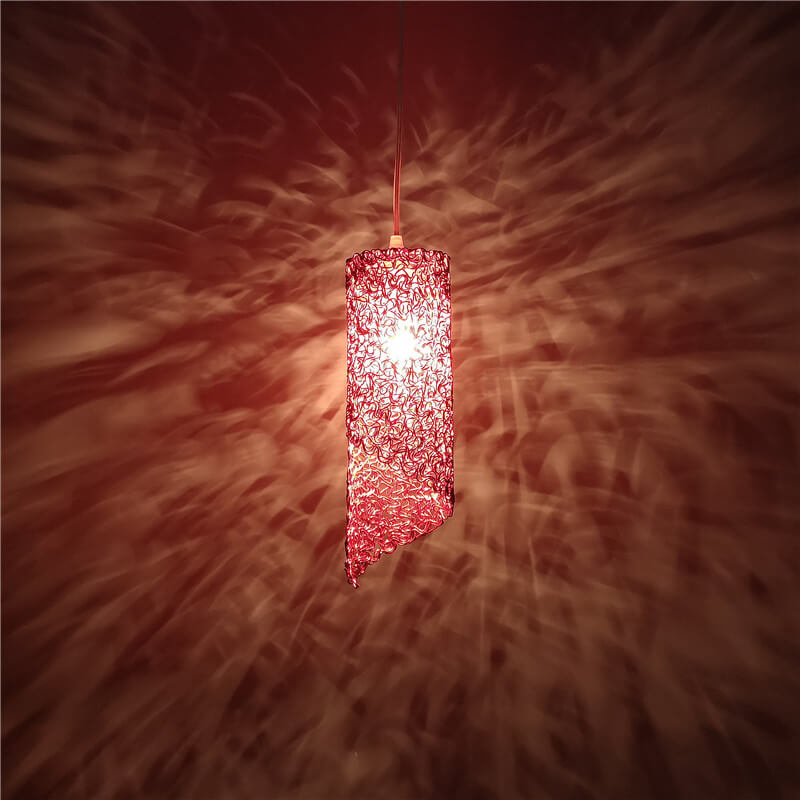 WireAura – Moderne Aluminiumspirale LED Pendelleuchte | Farbenfrohes Zylinderdesign | Elegantes Ambiente