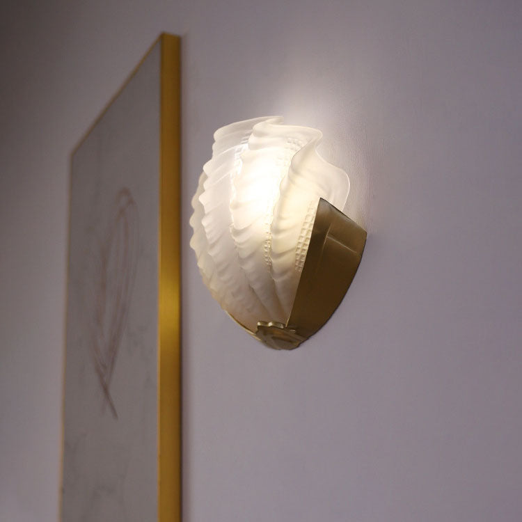 Lumova Muschel-Wandleuchte | Art Déco Design | Glas & Messing | Schlafzimmerbeleuchtung
