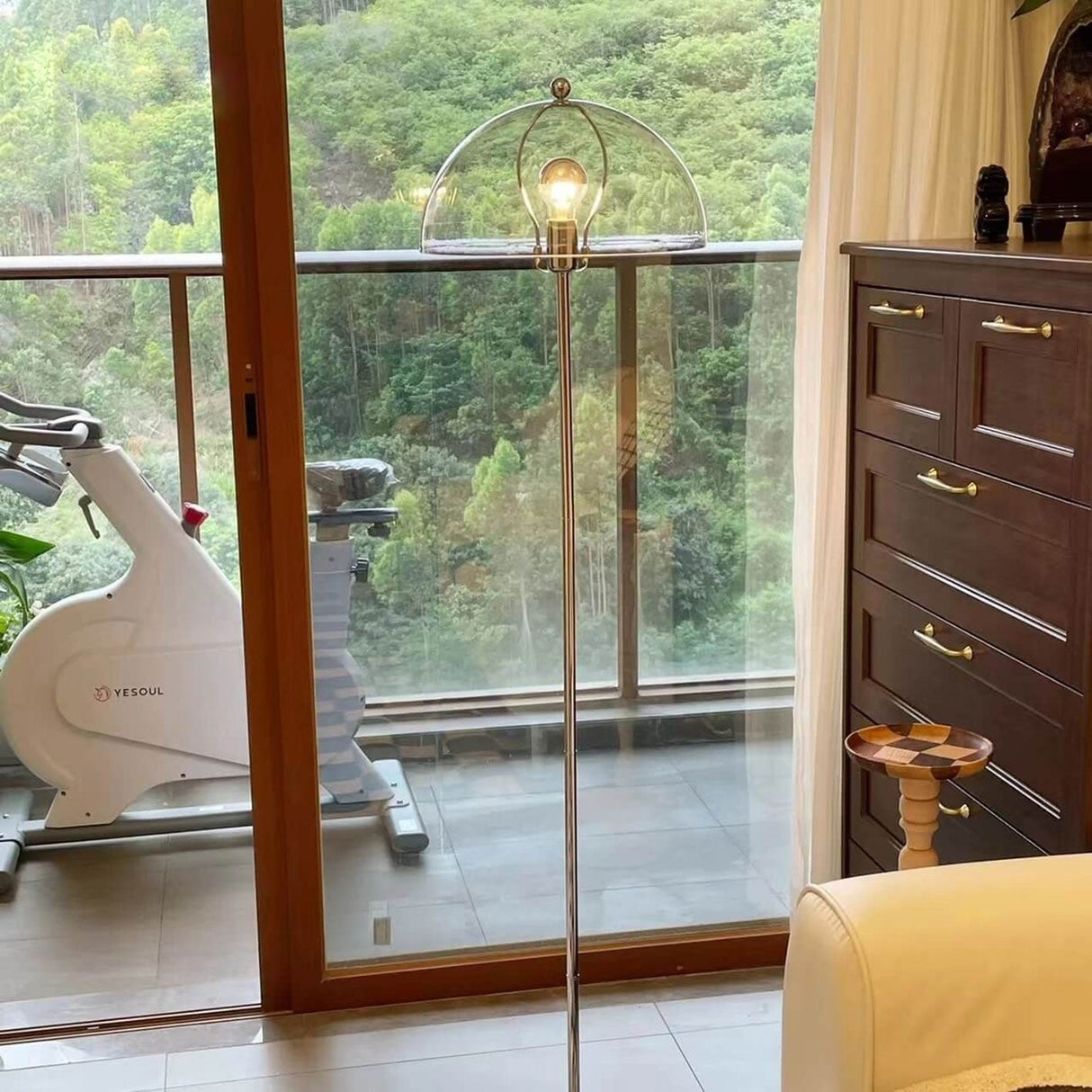 MushLight Retro Stehlampe | Acryl Pilzdesign | 1-flammig | Stilvolle LED Beleuchtung