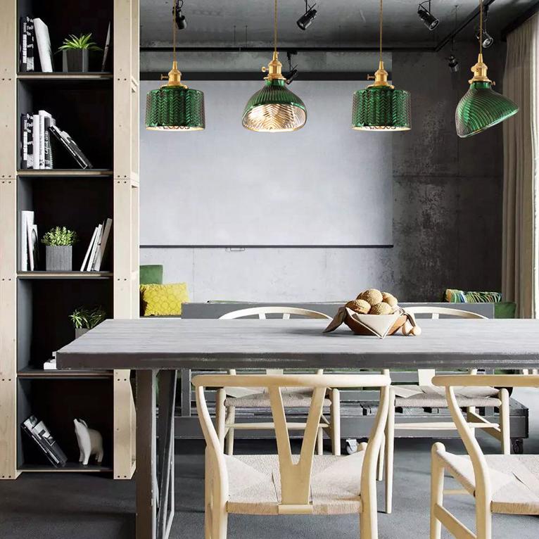 VerdiGlow Nordic Vintage Kronleuchter | Messing & Grünes Glas | 1/2/3-Licht Hängelampe | Elegantes Design