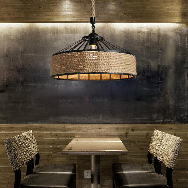 LumeLash Vintage Hängeleuchte | Rustikales Eisen & Hanfseil Design | 1-Flammige Pendelleuchte für Wohnzimmer