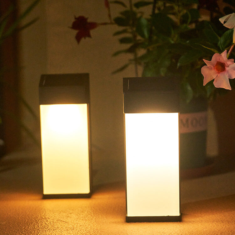 SolAura Frosted Glas Außenleuchte | Solar LED Wandleuchte | Wasserdicht & Energiesparend