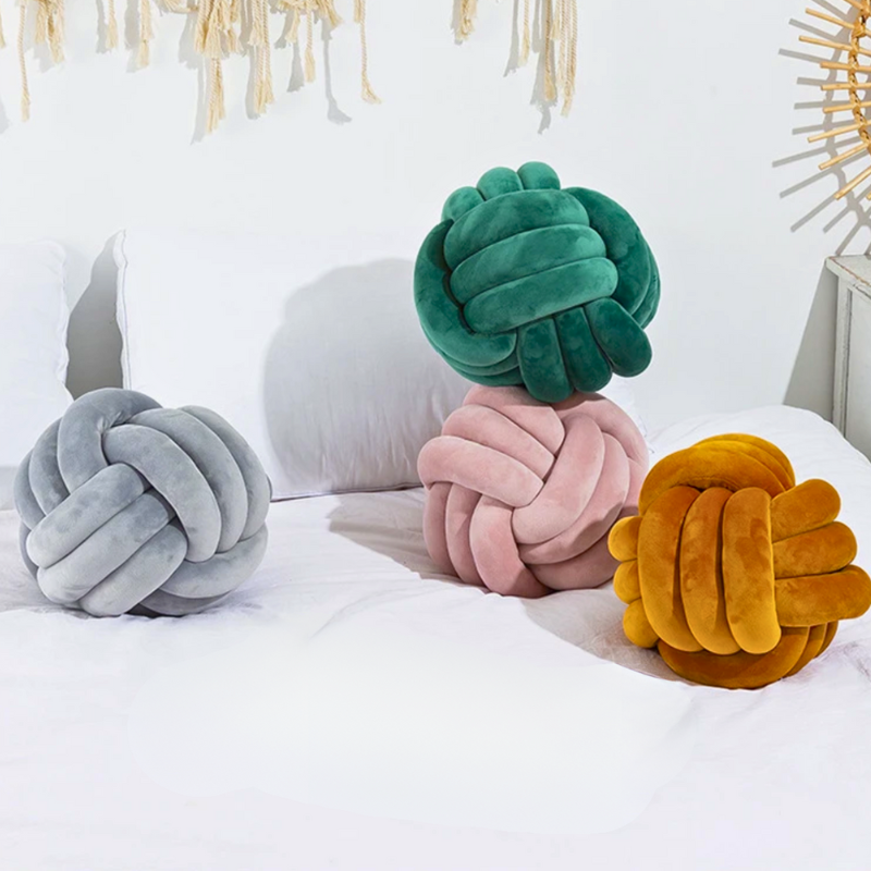 VelvetNest Skandinavisches Knotenkissen aus Samt | Stilvolle Deko | Weich & Komfortabel | Perfekte Wohnaccessoire