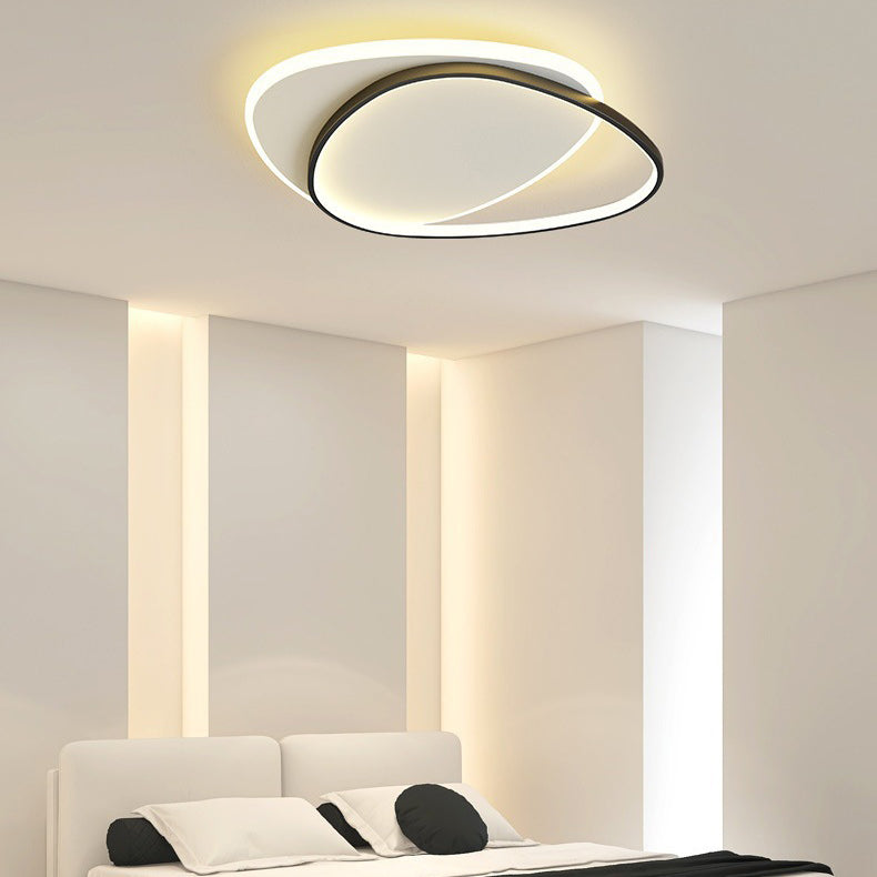 TriLume Minimalistische LED Deckenleuchte | Dreieck-Oval Design | Acryl & Eisen | Warm-/Weißlicht | Wohnzimmerbeleuchtung