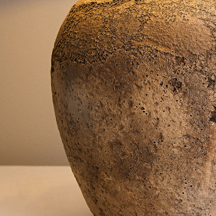 EleganceLite Shabby Chic Tischlampe | Stoffschirm | Keramikfuß | Ideal für Schlafzimmer