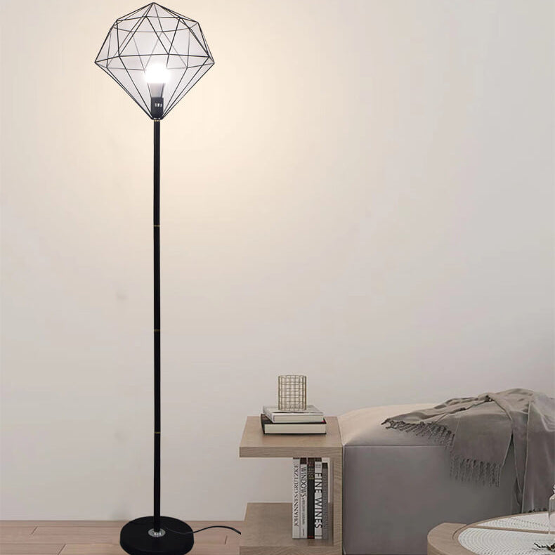 Diamoro Stehlampe | Modernes Hohldesign | Eisen in Diamantform | Stilvolle Beleuchtung für Arbeitszimmer