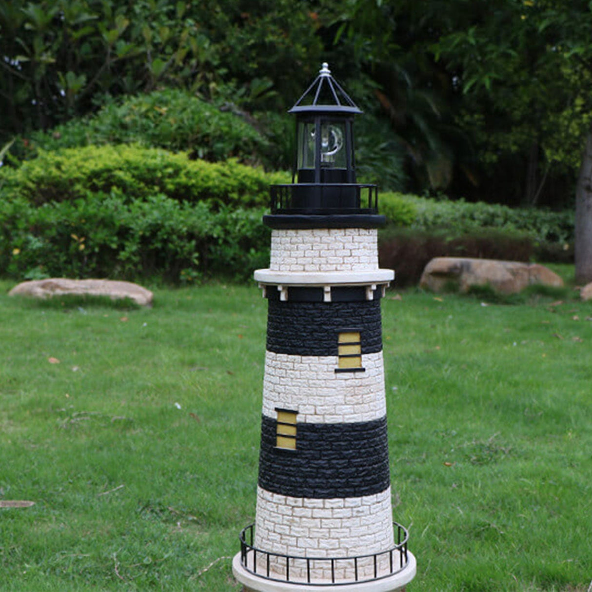 SolarSpin LED Gartenleuchte | Rotierender Turm | Solarbetrieben | Deko & Landschaftsbeleuchtung