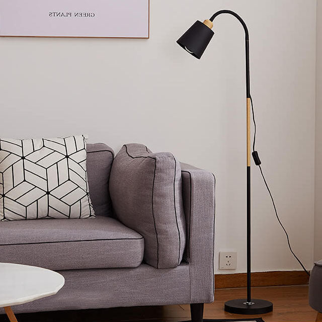 Luminist Stehlampe | Minimalistisches Design aus Eisen | Moderne Stehleuchte für Wohnzimmer & Büro