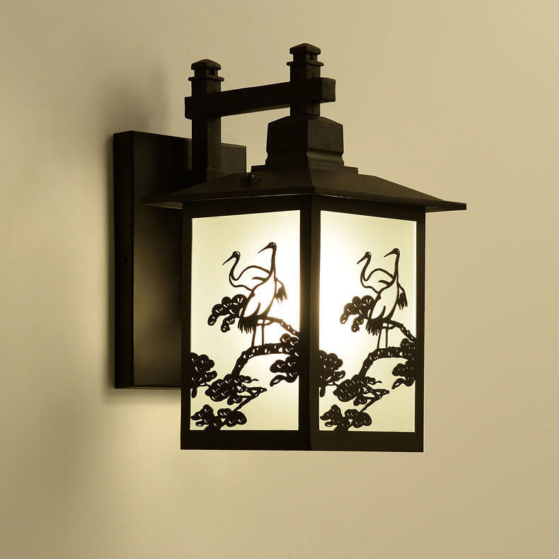 Zynthora Außenwandleuchte | Traditionelles Chinesisches Design | Verzinktes Metall | 1-flammig | Patio- und Gartenbeleuchtung