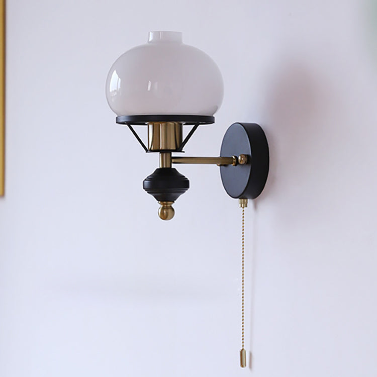 GeoLuxe Französische Geometrische Wandlampe | Eisen & Glas | 1-Licht Design für Wohnzimmer