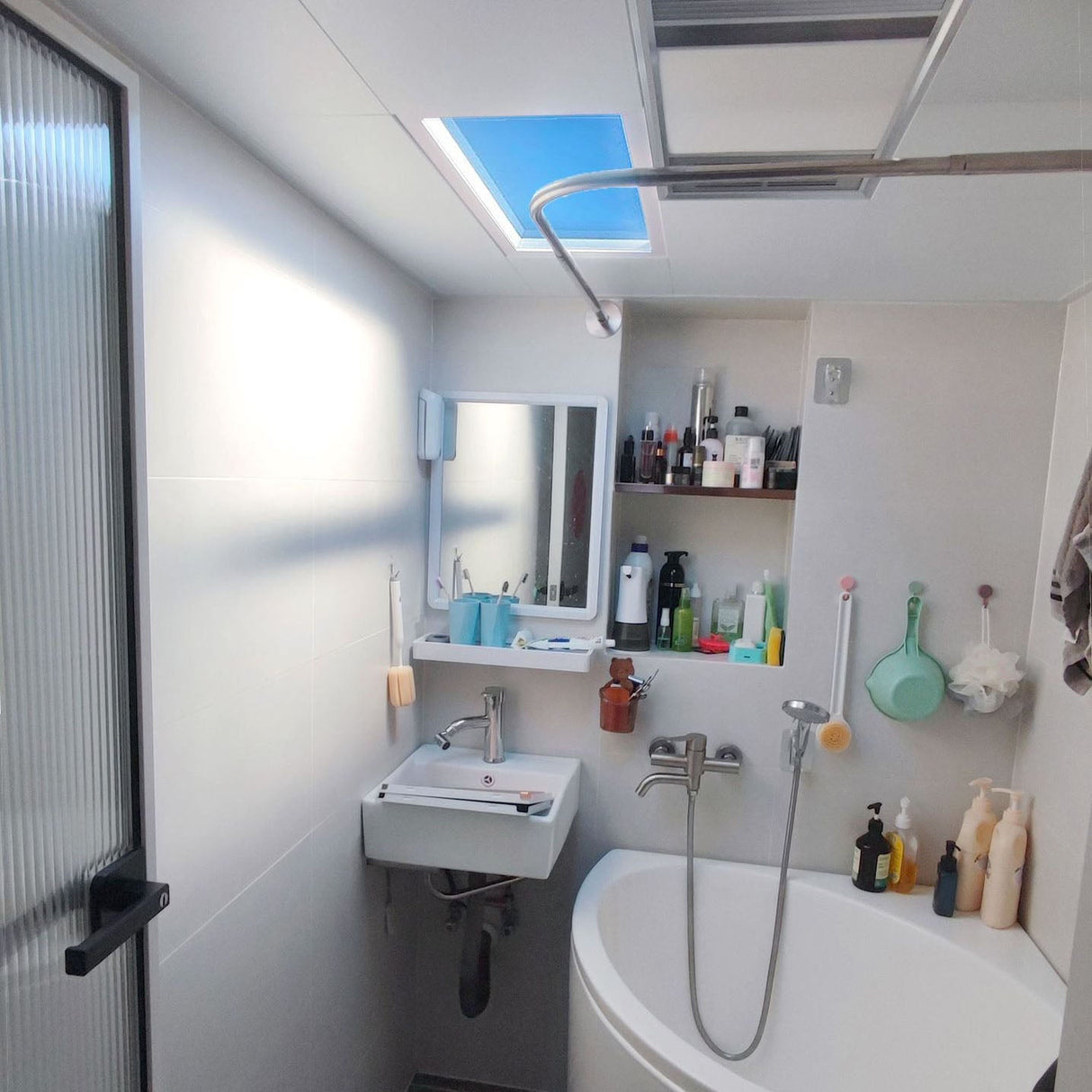 HaloSky Intelligente LED-Deckenleuchte | Modernes Design | Aluminium | Simulation von Wettereffekten