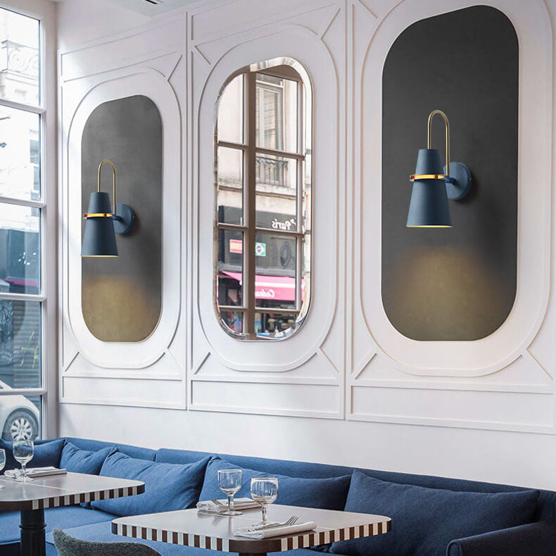 Hornvia Skandinavische Wandleuchte | Modernes Horn-Design | Metall | Schlafzimmerbeleuchtung