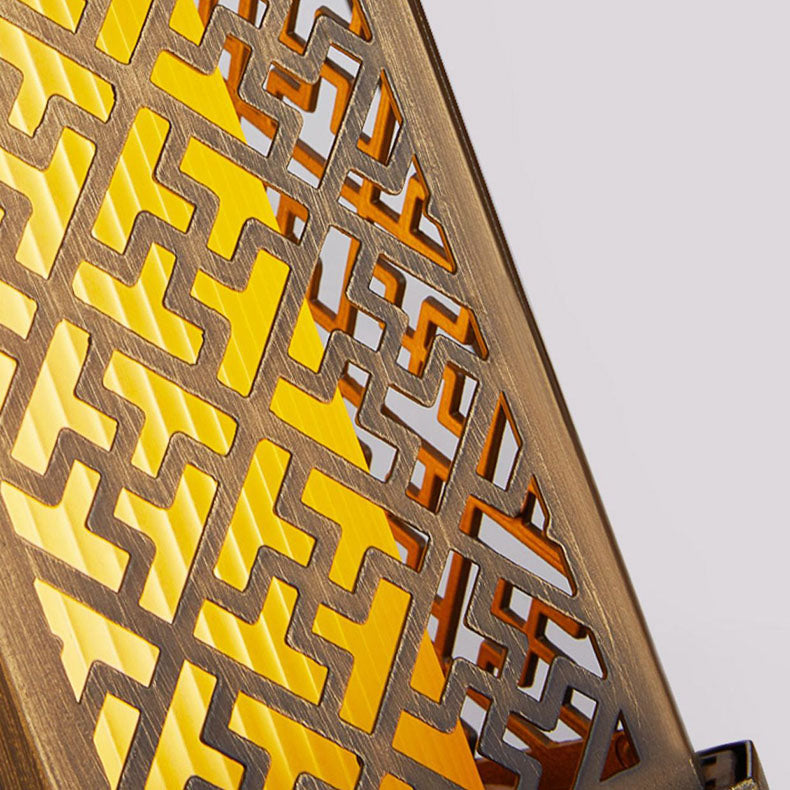 LumiHaven Außen-Wandleuchte im Pagodenstil | Wetterfestes Aluminium | Elegantes Licht für Garten & Terrasse