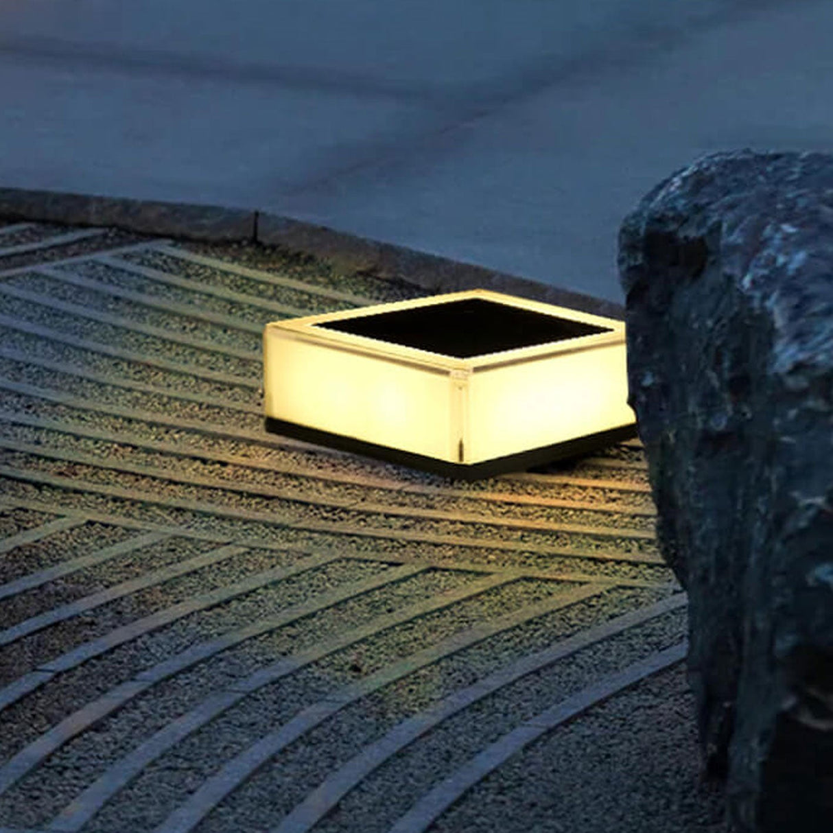 SolarAura RGB Solarleuchte für Außenbereiche | Moderne Gartenbeleuchtung | RGB & Warmweiß | Umweltschonend