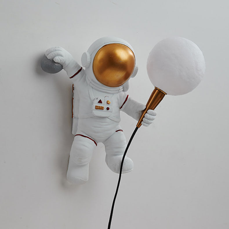 CosmoBuddy Astronaut Wandlampe | Kreatives Design | Resin & ABS | LED Schlafzimmerlicht