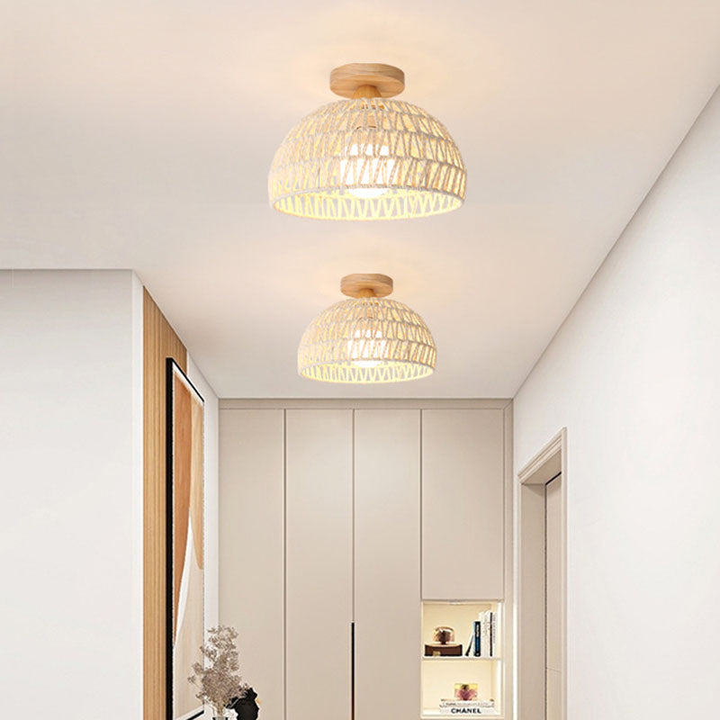 Rattana Deckenleuchte | Japanisches Design | Halbrundes Holz & Rattan | Beleuchtung für Wohnzimmer