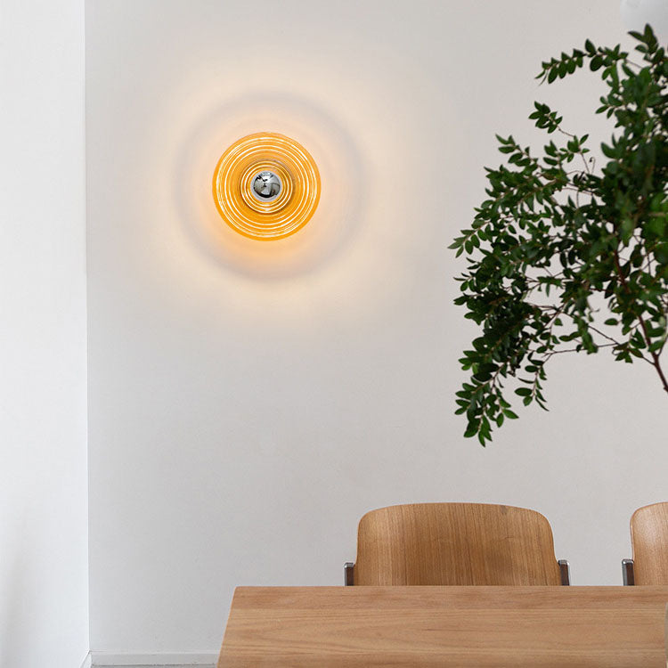 WaveNova Art Deco Wandleuchte | Runde Glasoptik | Modernes Design | Stimmungsvolle Beleuchtung für Schlafzimmer