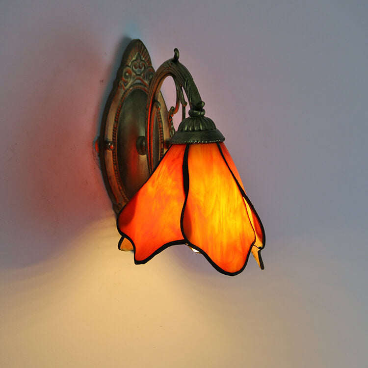 TiffanyBloom Vintage Glas Wandlampe | Buntglas | Einzigartiges Design | Beleuchtung für Zuhause