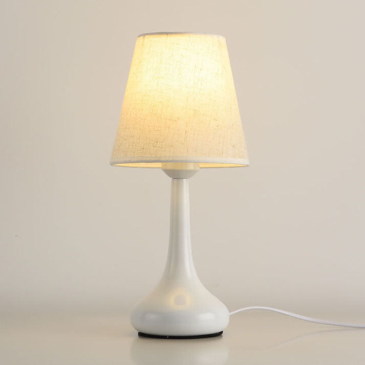 NoctaLoom Nordic Tischlampe | Vintage Design | Stoffschirm & Eisenbasis | Touch-Schalter
