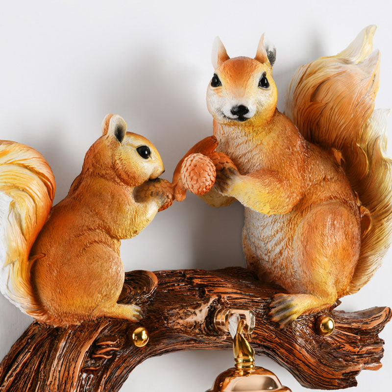 Crystanova Wandleuchte | Kreatives Eichhörnchen-Design | Kristall-Details | 1-flammige Lampe für Schlafzimmer