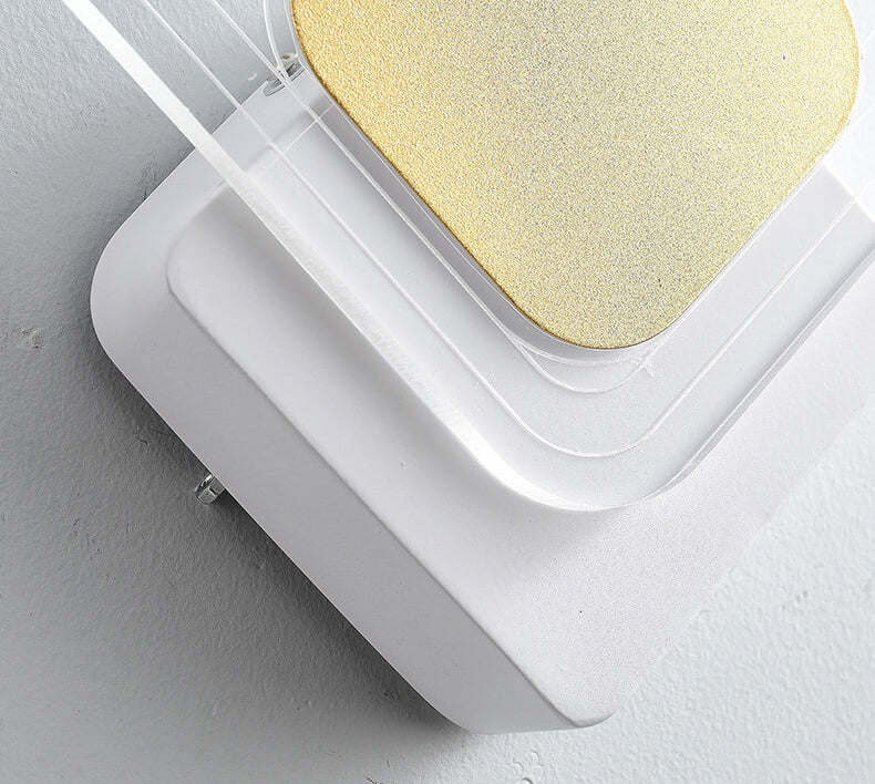 Luxoria Geo LED Wandleuchte | Goldenes Geometrisches Design | Acryl & Modern | Warmes Licht