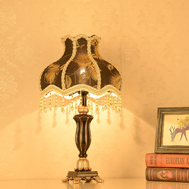 LustraNoble Europäisches Design Tischlampe | Harz & Stoff | Schlafzimmerlicht | 1-Licht