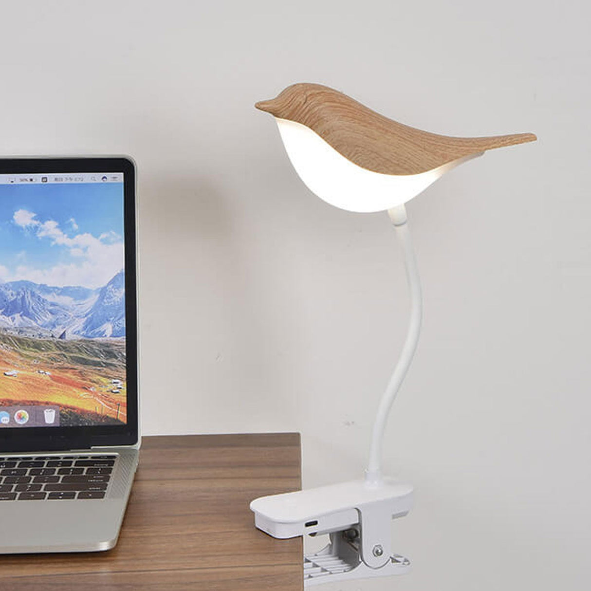 BrightBird Nordic LED Tischlampe | USB-Ladung | Nachtlicht mit Vogelclip | Modernes Design