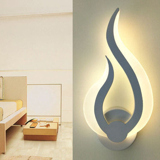 Flamara LED Wandleuchte | Minimalistisches Flammendesign | Acryl-Licht | Modernes Dekor