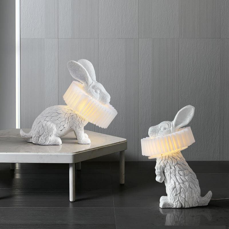 BunnyBright Kreative LED Tischlampe | Resin-Häschen-Design | Warm- & Weißlicht | Deko & Stimmungslicht für Zuhause