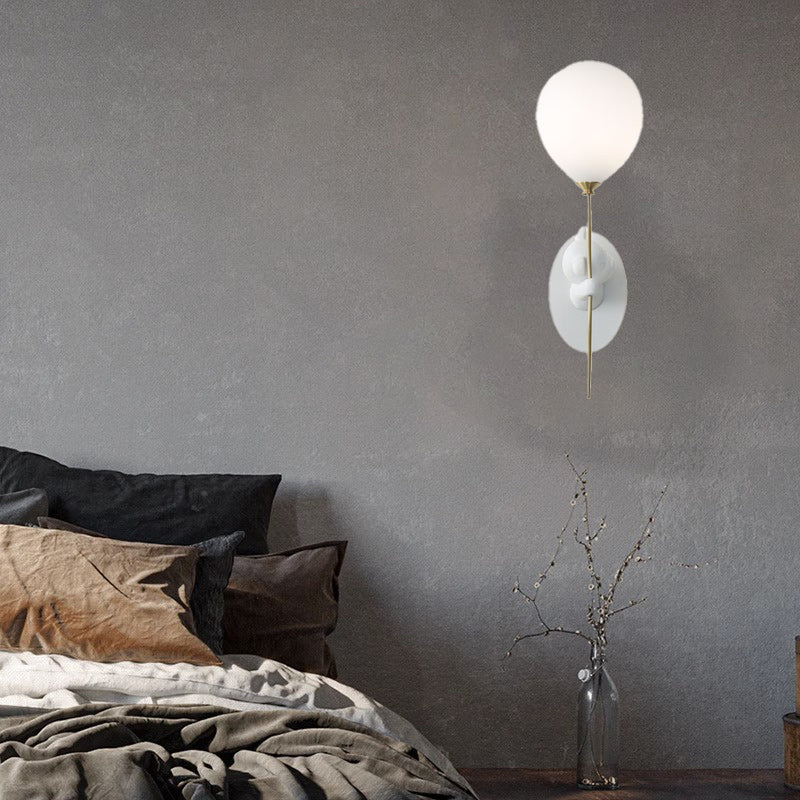 BrightBuddy Wandleuchte | Einzigartiges Cartoon-Design | Glas & Harz | 1-Licht | Perfekt für Kinderzimmer