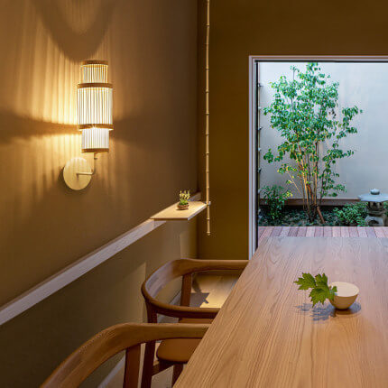 ZyloBeam Wandleuchte | Modernes Bambusdesign | Zylindrische 1-Licht Wandleuchte | Stilvolle Beleuchtung für Wohnräume