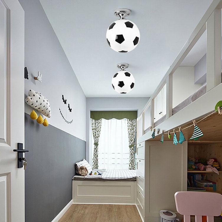 SportLume Kreative Deckenleuchte | Basketball & Fußball Design | Halbmontage | Glaslampe