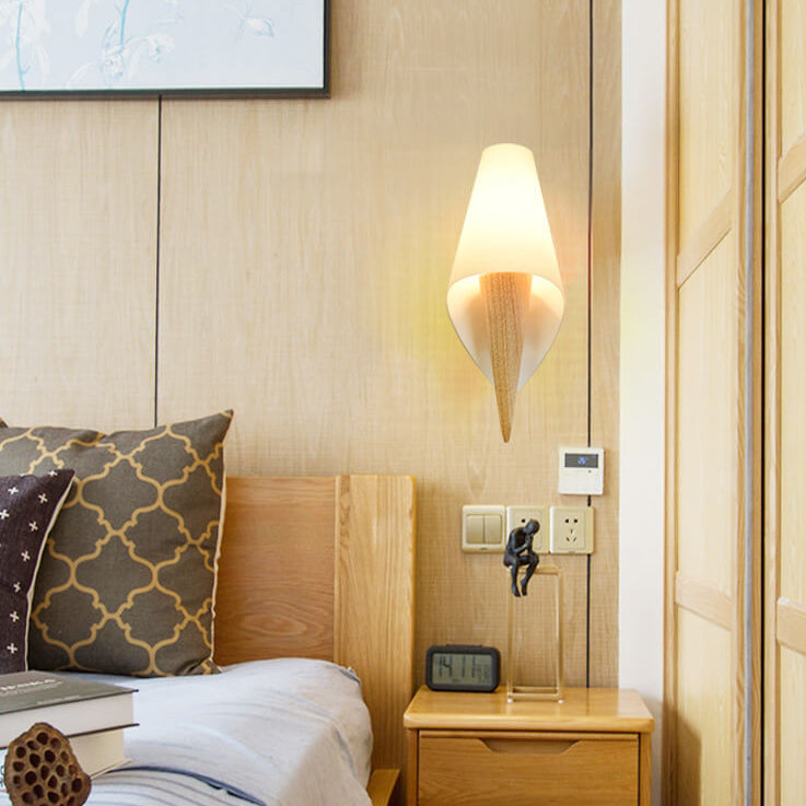 FlareLume Wandleuchte | Nordic Design | Weißer Glasschirm | Minimalistisch & Elegant | 1-Licht Wandlampe