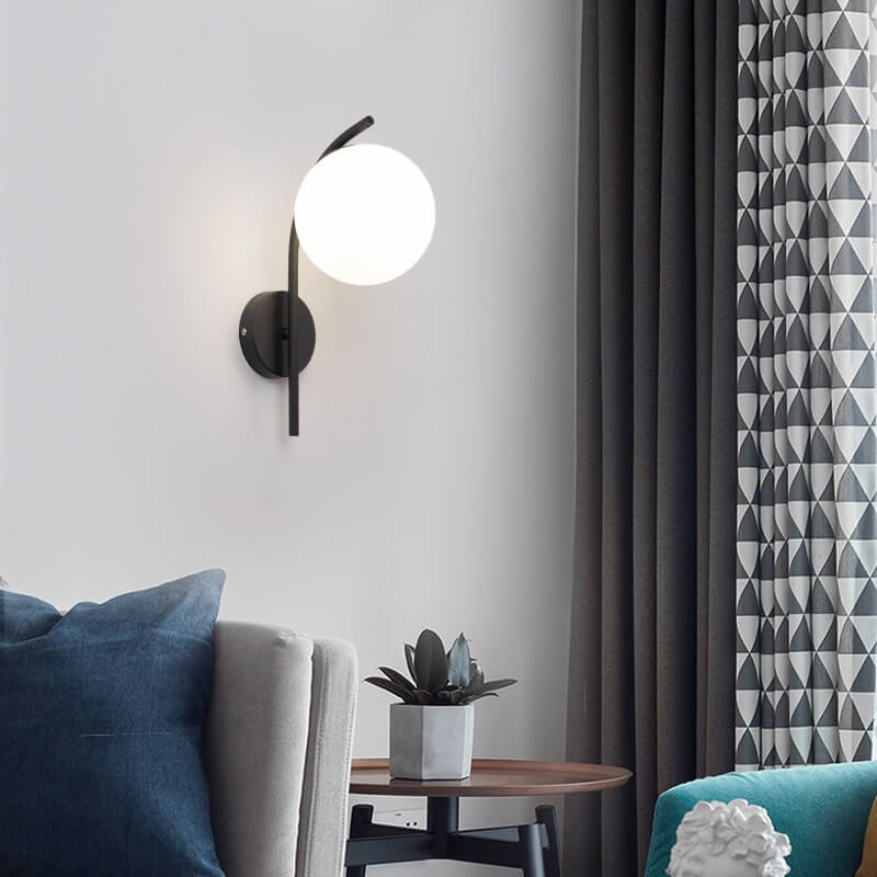 GlobeArc Nordic LED Wandleuchte | Glas-Kugel | 1-flammig | Modernes Design | Deko für Zuhause