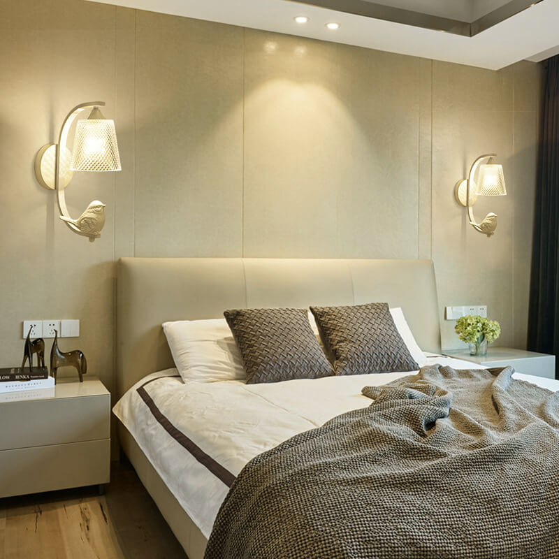 Avioria Wandlampe mit Glasschirm & Deko-Vogel | Modernes Design | Stimmungsvolles Licht für Zuhause