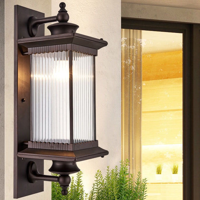 LuxeGuard Outdoor Wandlampe | Retro Rechteckiges Design | Wasserdicht | Perfekte Beleuchtung für Außenbereiche