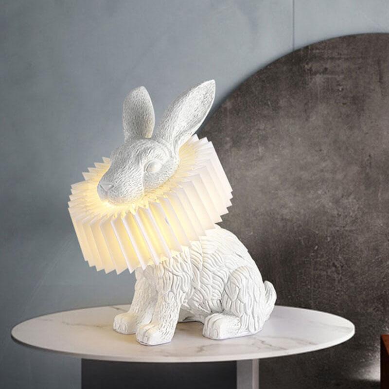 BunnyBright Kreative LED Tischlampe | Resin-Häschen-Design | Warm- & Weißlicht | Deko & Stimmungslicht für Zuhause