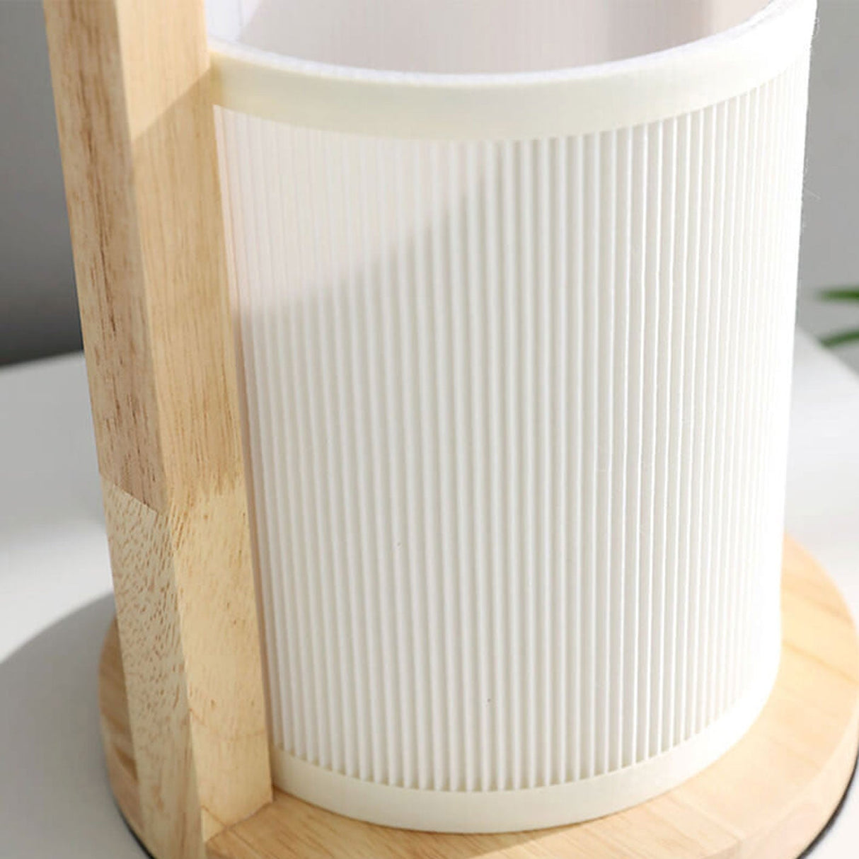 LinoGlow Nordic Design Tischlampe | Tragbares Holz- & Stoffdesign | Dimmbar | 3 Lichtfarben