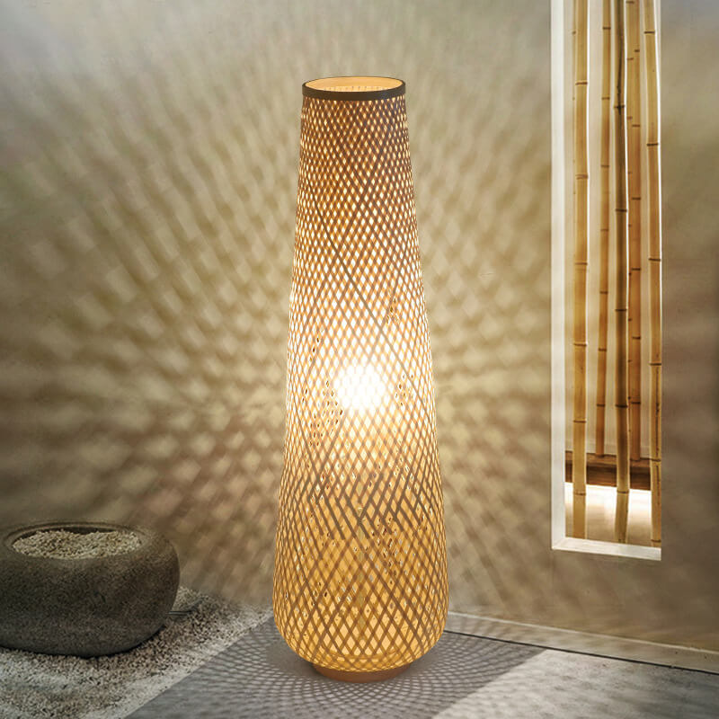 BambooGlow Design Stehleuchte | LED-Bambuslampe | Handgefertigt | Stimmungslicht | Dekorative Beleuchtung für Zuhause