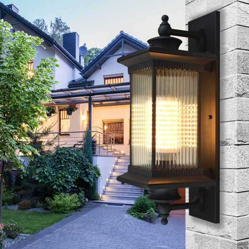LuxeGuard Outdoor Wandlampe | Retro Rechteckiges Design | Wasserdicht | Perfekte Beleuchtung für Außenbereiche