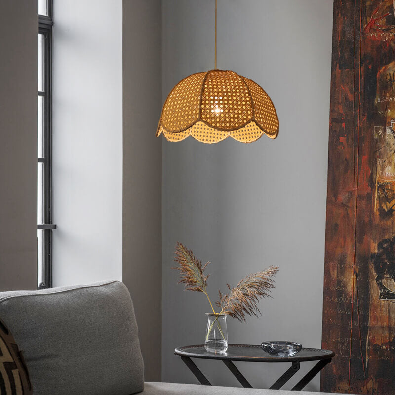 RattanLume Pendelleuchte | Nordisches Rattandesign | 1-Licht Muschelkuppel | Natürliche Eleganz für Ihr Zuhause