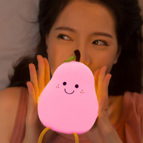 Pearlum Kreative LED Nachtlampe | Silikon Birnenform | USB-Tischleuchte | Sieben Farben Stimmungslicht